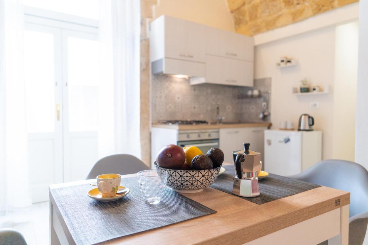 Lovely In The Historic Center Of Ortigia Apartment *